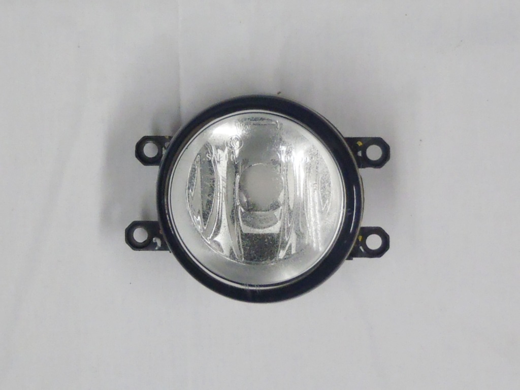 фото №1, Aygo avensis t27 verso lexus rx yaris iq противотуманная фара