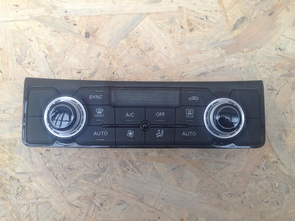 фото №1, Панель кондиционера audi a8 d4 lift 4h0820043m