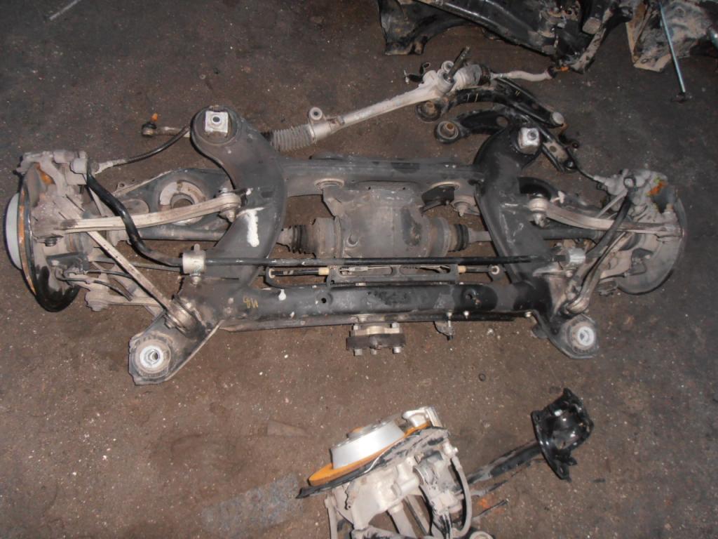 фото №1, Ступица рычаг подвеска задняя задние mercedes w204