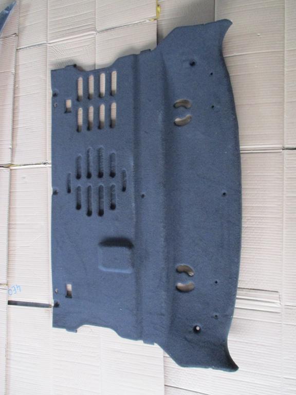 фото №1, Оббивка багажника audi a8 4e0