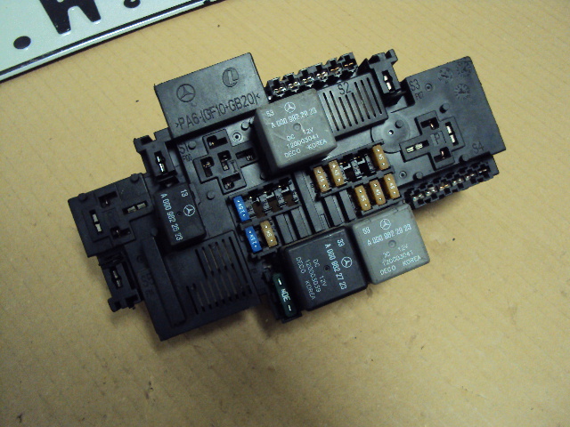 фото №1, Коробка предохранителей mercedes w217