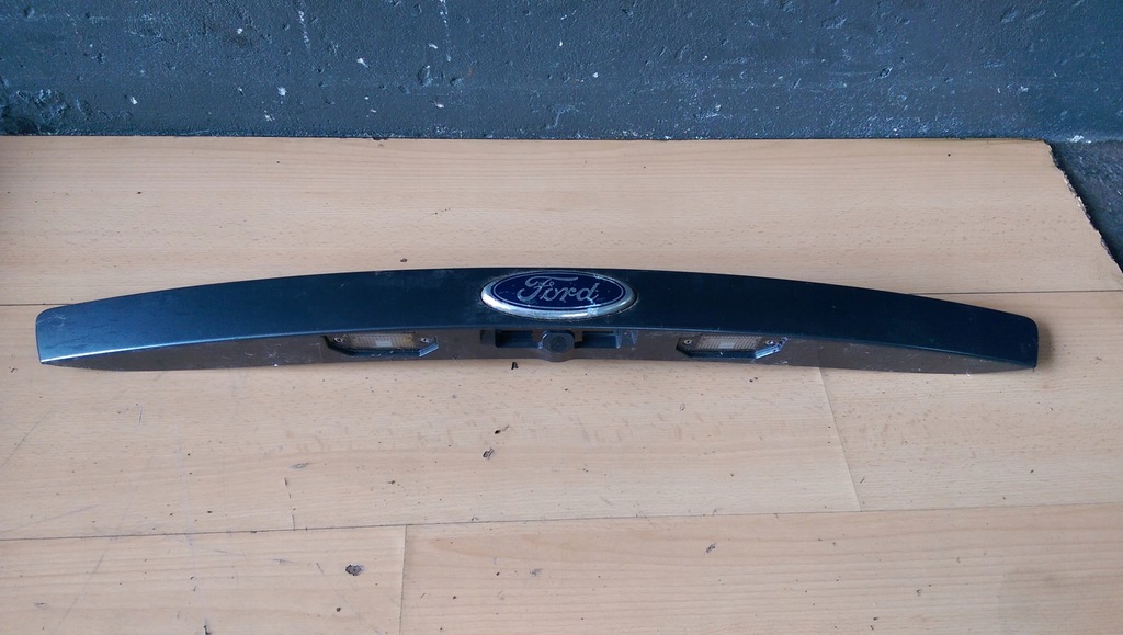 фото №1, Накладка молдинг кришки задня ford mondeo mk3 lift