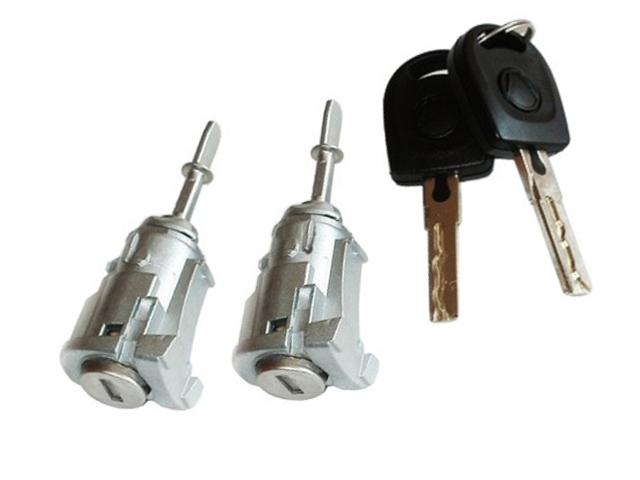 фото №1, Skoda fabia octavia 1/ tour замки вкладыши дверь вкладка левая правая замок