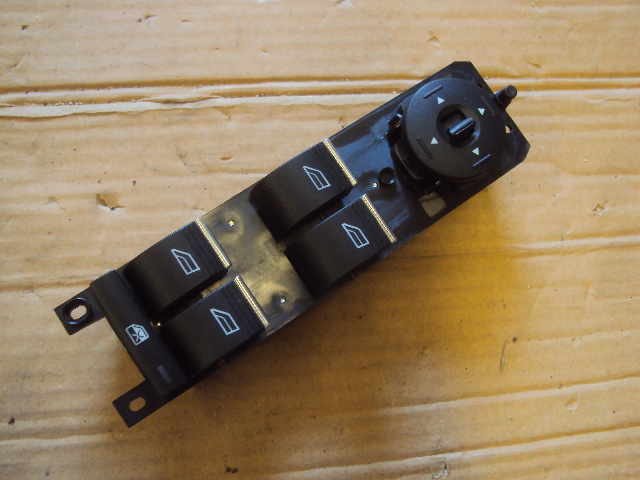 фото №1, Панель окон ford focus mk3 2015