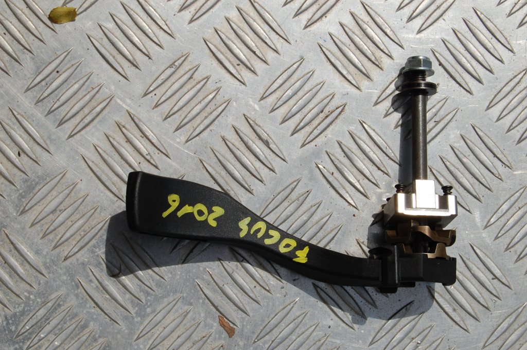 фото №1, Ручка регулювання керма ford focus mk3 lift