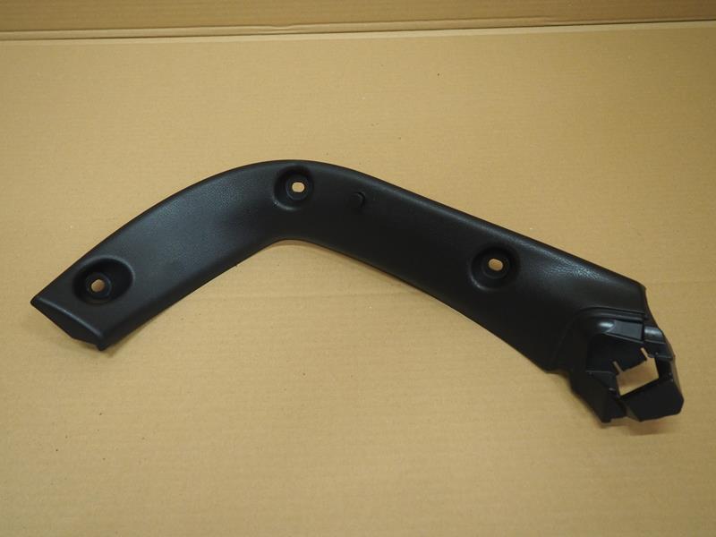 фото №1, Накладка стійка кришки ліва nissan juke 909031ka2a