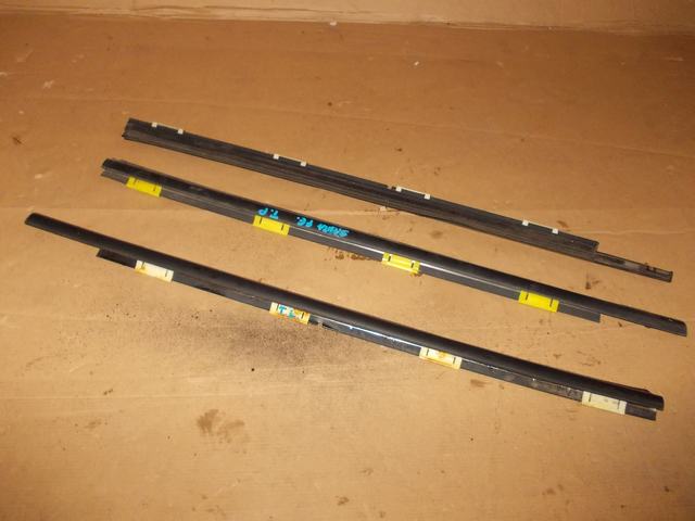 Купити Молдинг скло- parapet hyundai santa fe перед задній #