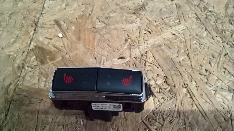 фото №1, Кнопка підігрів сидінь ford fiesta mk7 2015