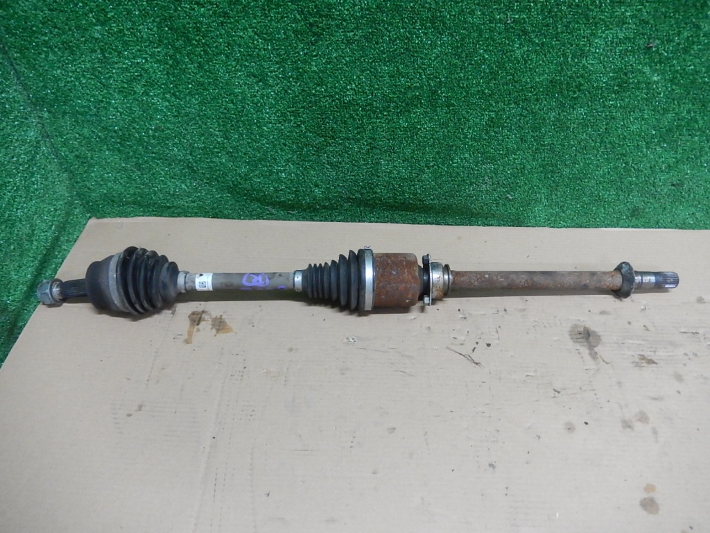 Купити Привідний вал права fiat 500l 1.3 multijet