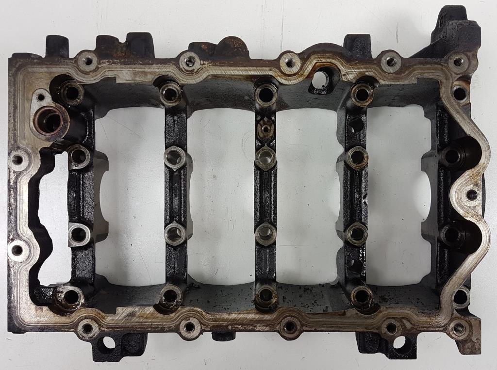 Купить Основание вала блок двигателя mini cooper r50 1.6