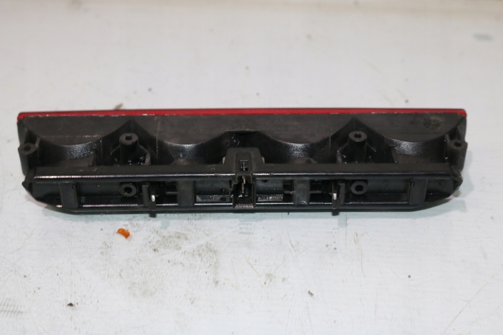 фото №2, Накладка кришки багажника renault megane 1.6 8v