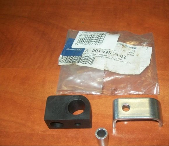 фото №6, Кронштейн трубопровод турбины mercedes sk 0019957102