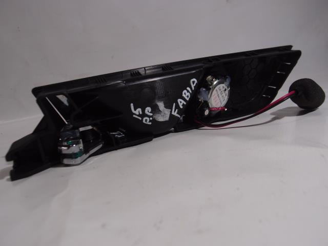 фото №5, Ручка внутренняя правый перед vw golf vi 6