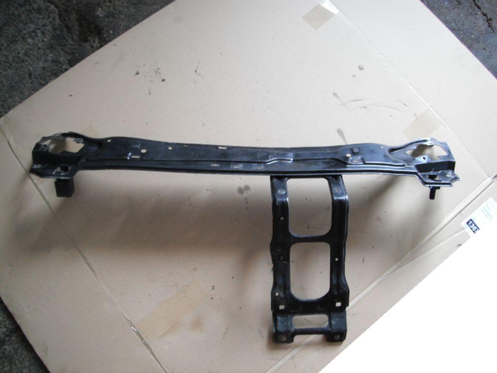 фото №2, Mercedes c w203 coupe pas передний усилитель