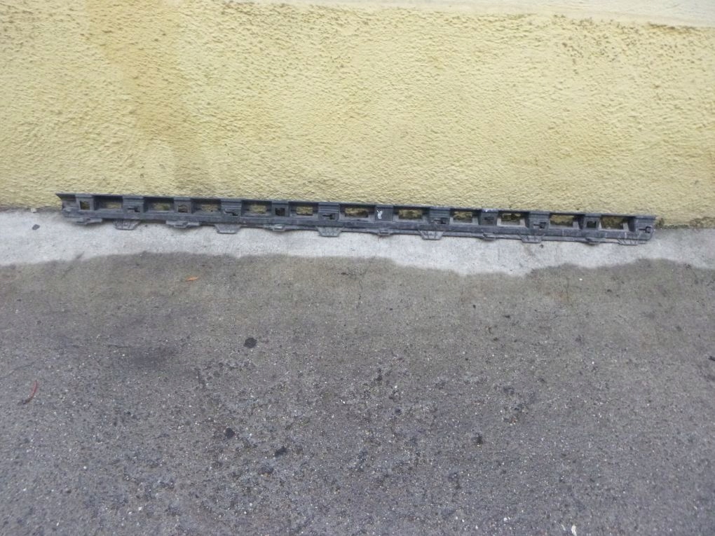 фото №7, Vw passat b8 направляющая кронштейн порог