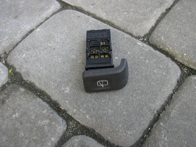 фото №1, Freelander кнопка перемикач розпилювача задня