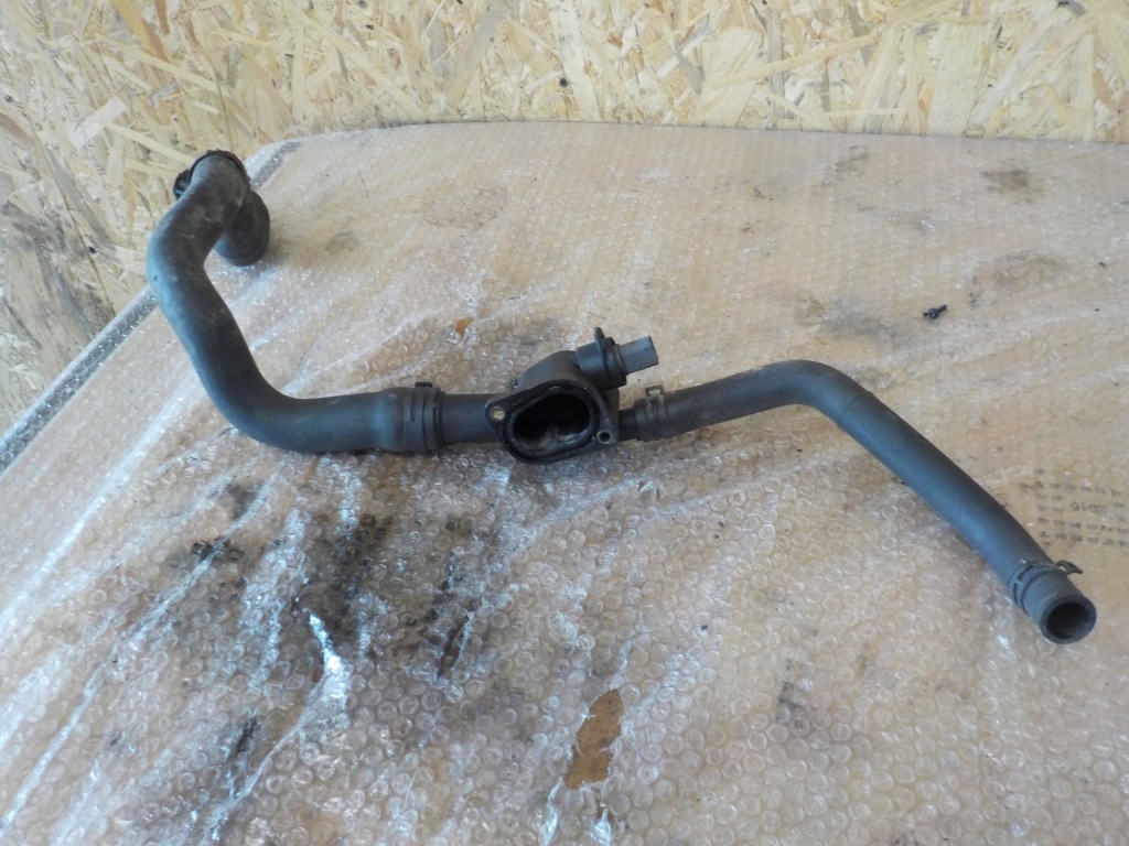 Seat leon ii труба шланг радіатора води 038121132 Доставка