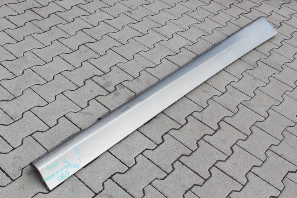 фото №1, E90 przed lift молдинг порог правая platinbronze