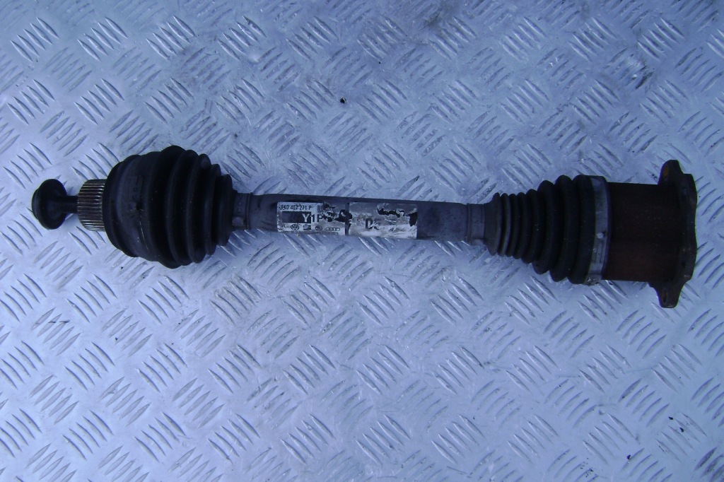 Купить Audi a4 b8 a5 2.0 tdi - приводной вал 8k0407271p