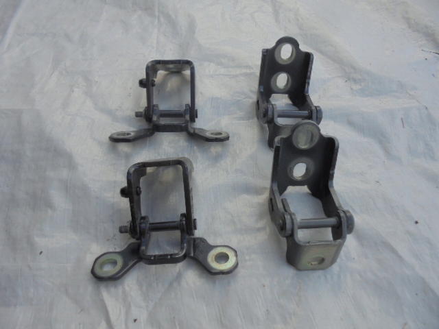 фото №1, Megane iv петля дверь левый задняя задний tekpn