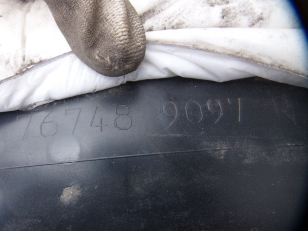 фото №2, Подкрылок задняя задние правое renault megane iii 08-