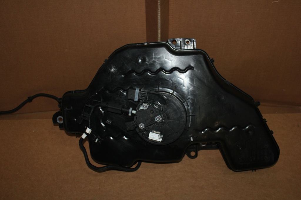 фото №1, Бак adblue vw tiguan 5n0131877a