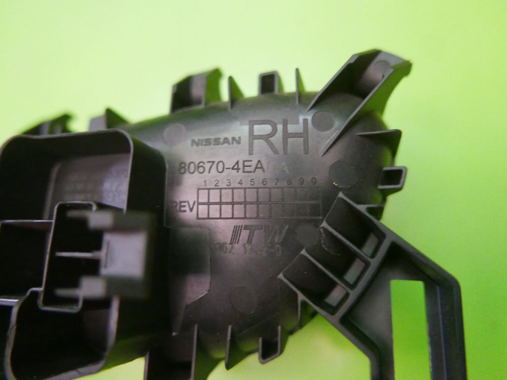 фото №9, Ручка внутрішня права перед nissan qashqai j11