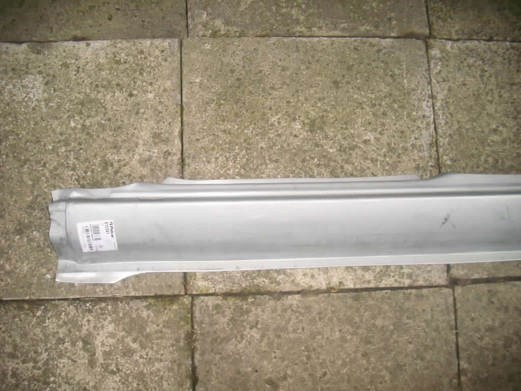 фото №4, Toyota yaris 99-06 5 дверь пороги порог порог правый