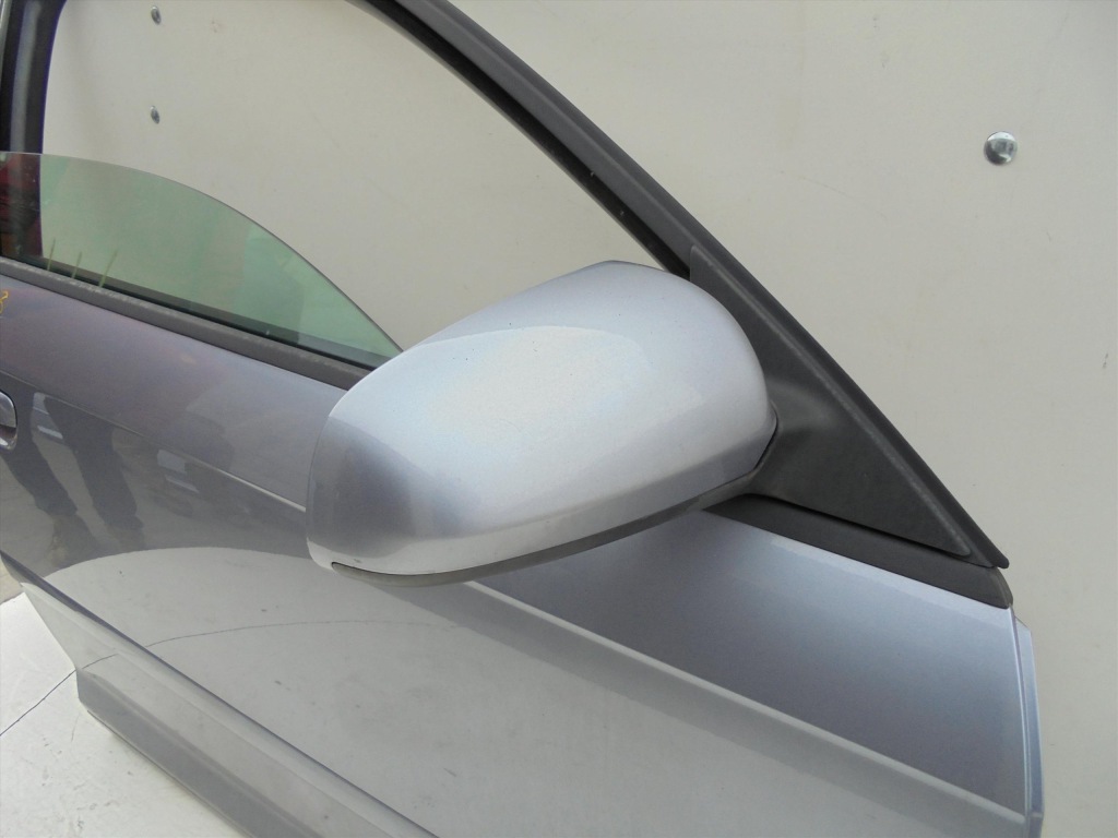 фото №1, Зеркало правое audi a3 8p1 ly7h -доставка-