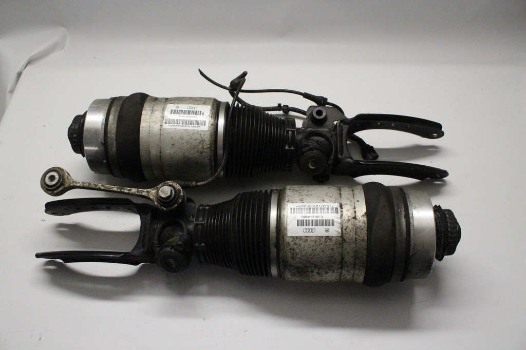 фото №1, Амортизатор левый q7 touareg 7l8616039h