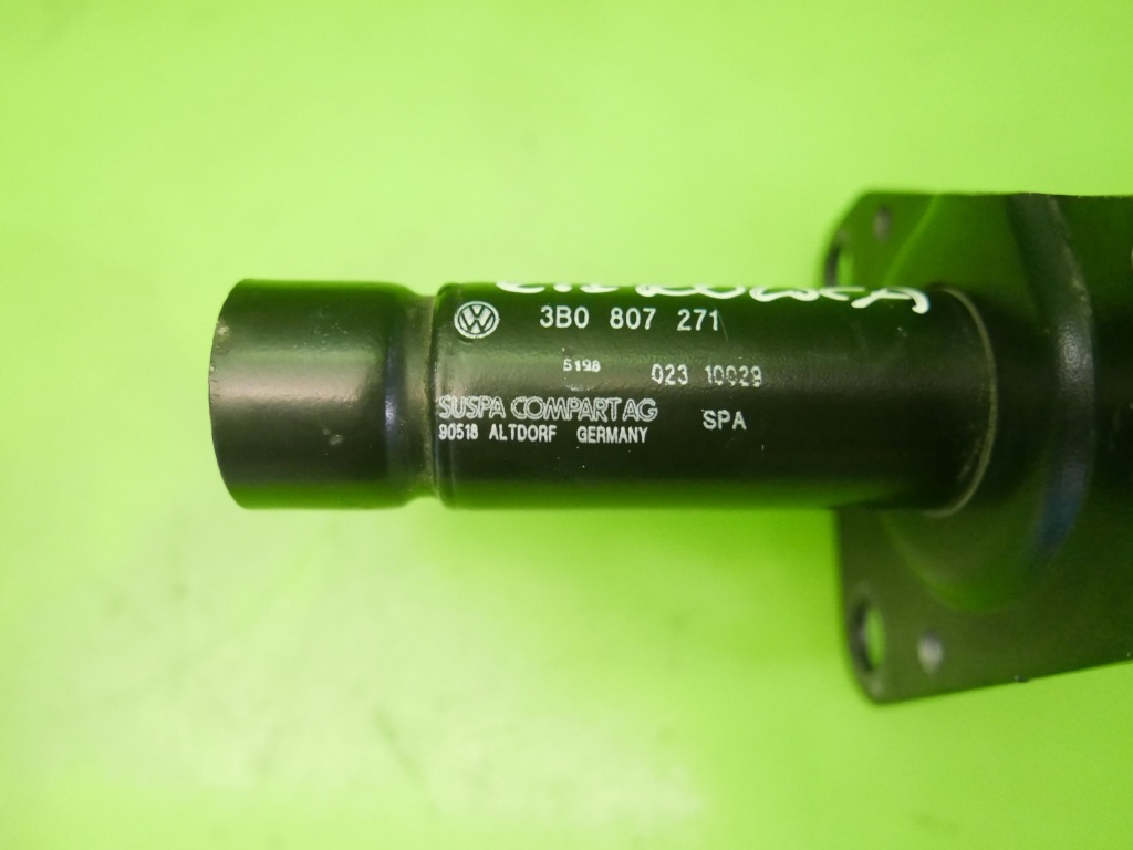 фото №5, Зона деформации отбойник левый перед vw passat b5 96-00