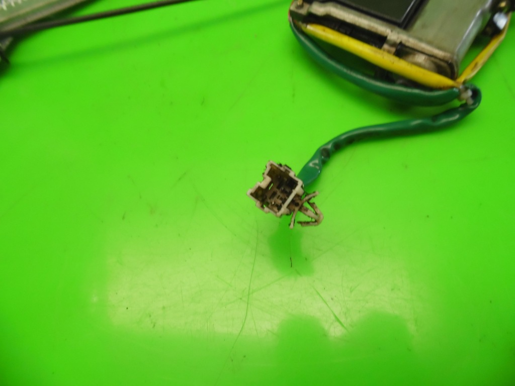 фото №7, Механизм перед правый mitsubishi space runner ii