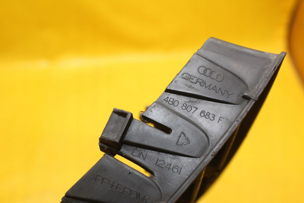 фото №8, Решётка решётка радиатора бампера audi a6 c5 4b0807683f