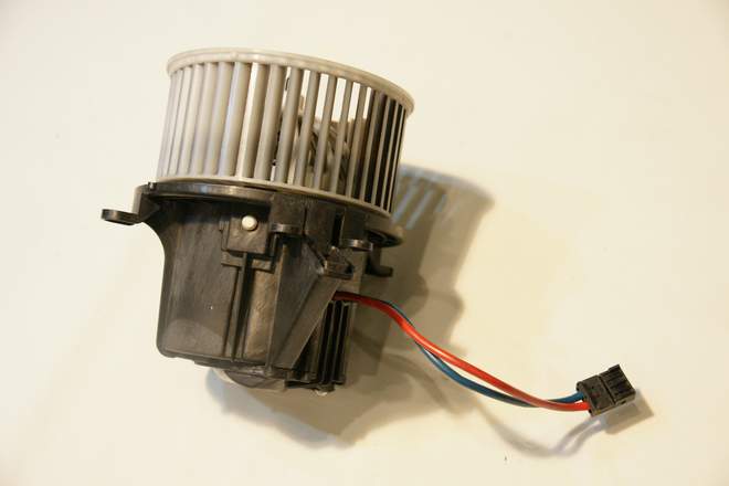 фото №1, Воздуходувка вентилятор porsche panamera 970 europa