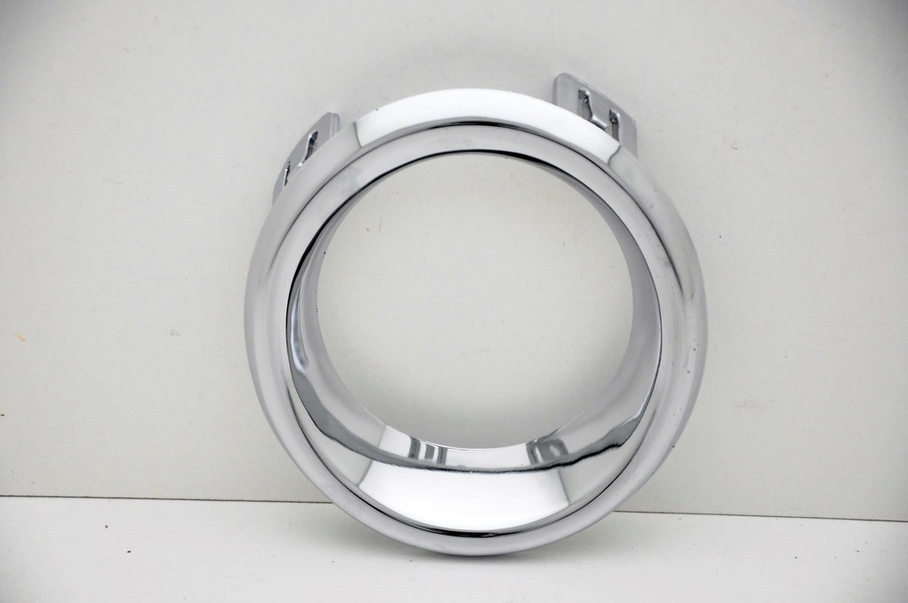 фото №1, Mazda 3 od 2014- рамка противотуманной фары левая nowa ^