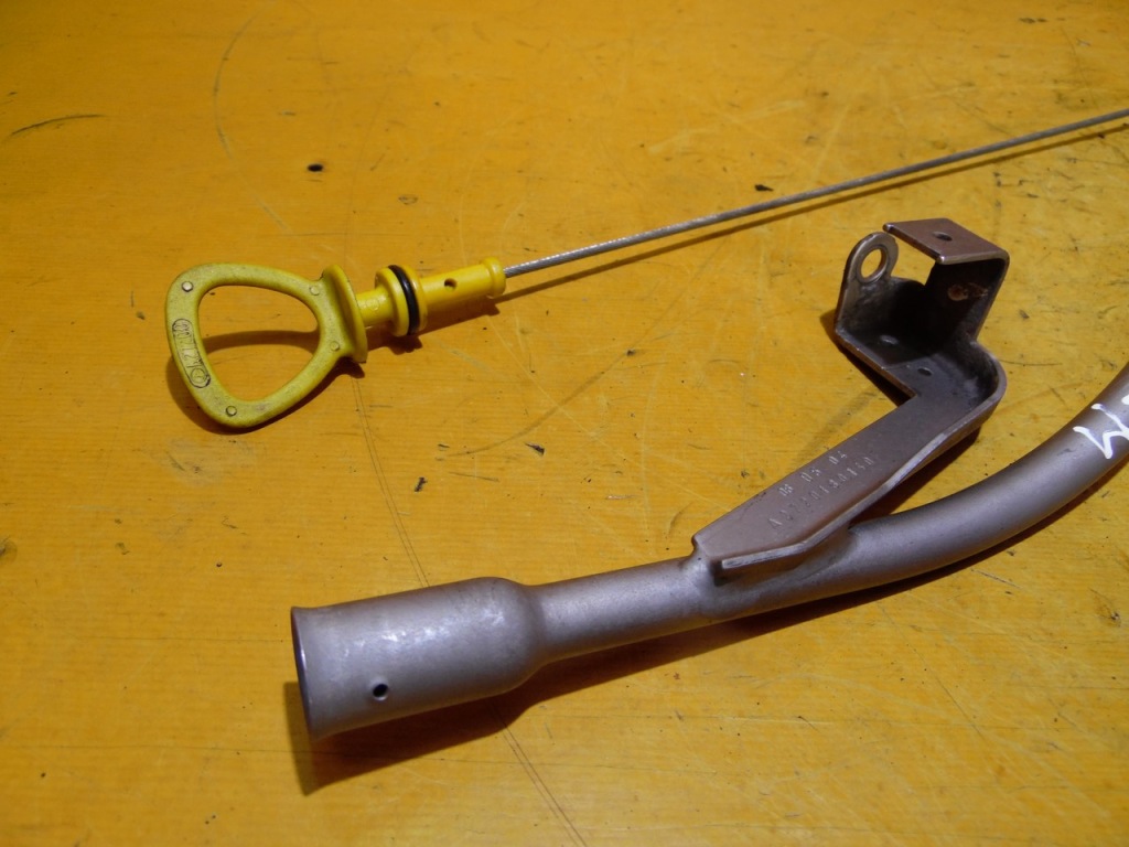 фото №4, Щуп масла mercedes w203 3.0b 06r a2720180140