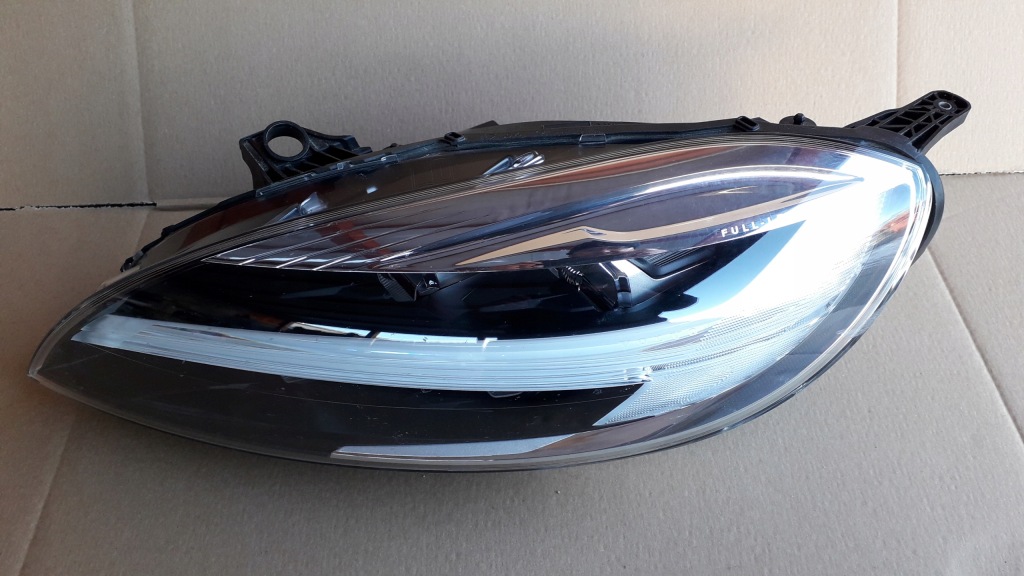 Фара volvo v40 2 16+ рестайлинг  full led + оборудование левая европа  32228479 Цена