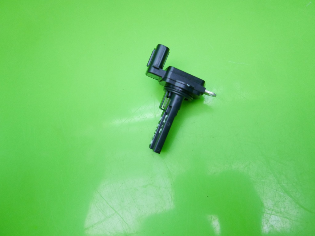 Витратомір 22204-38020 lexus ls ls460l 12-17 в Україні