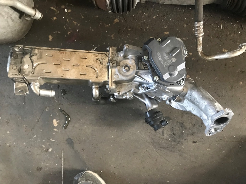 фото №4, Mercedes b klasa w246 клапан выхлопных газов рециркулятор eg