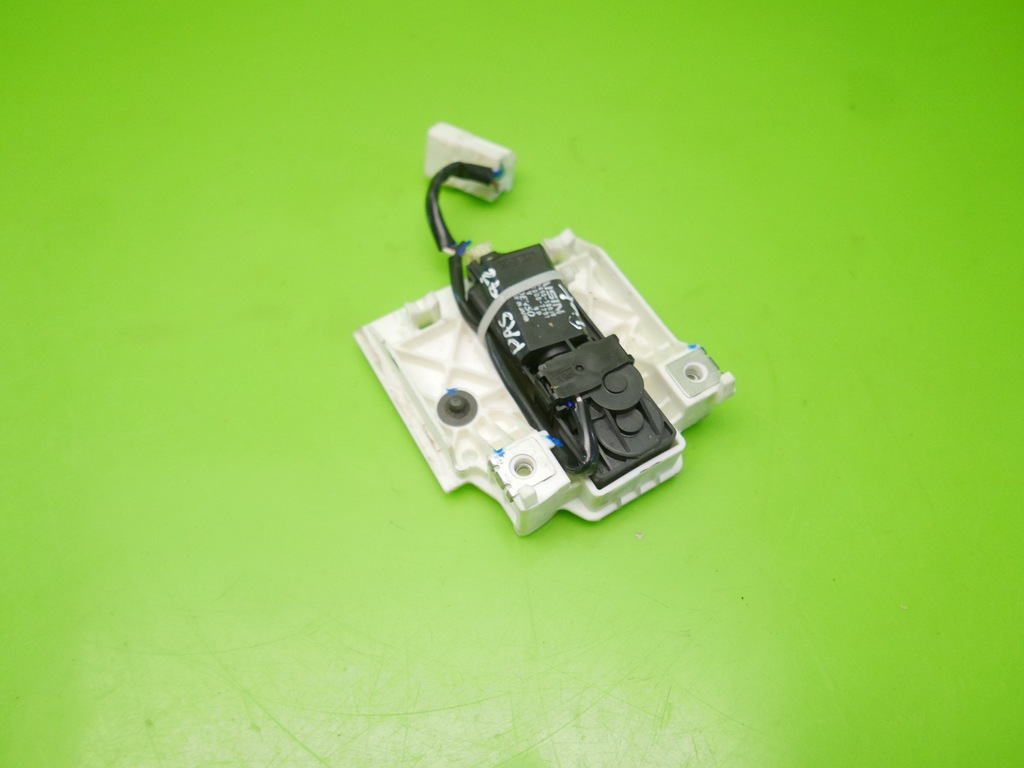 фото №4, Моторчик сидіння підголівник задня правий lexus ls460l