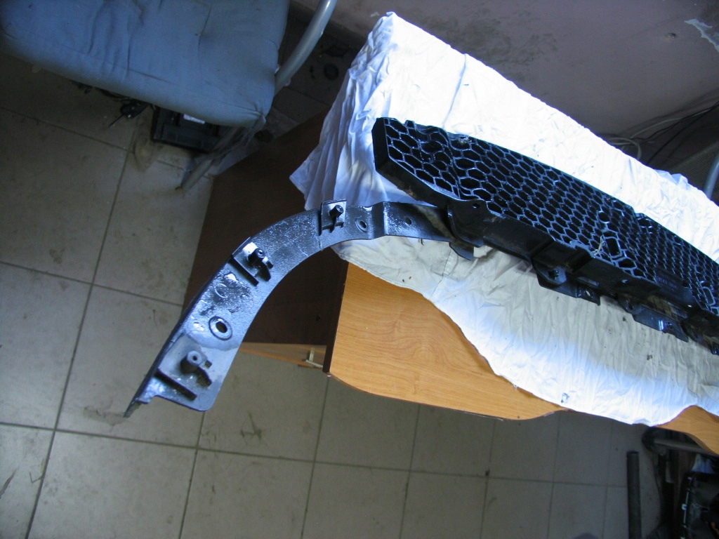 фото №6, Напрямна бампера перед kia carens iii 86561-1d010