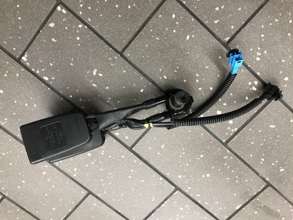 фото №4, Кліпса поперечина пряжка mercedes-benz оригінальний номер a2228600869