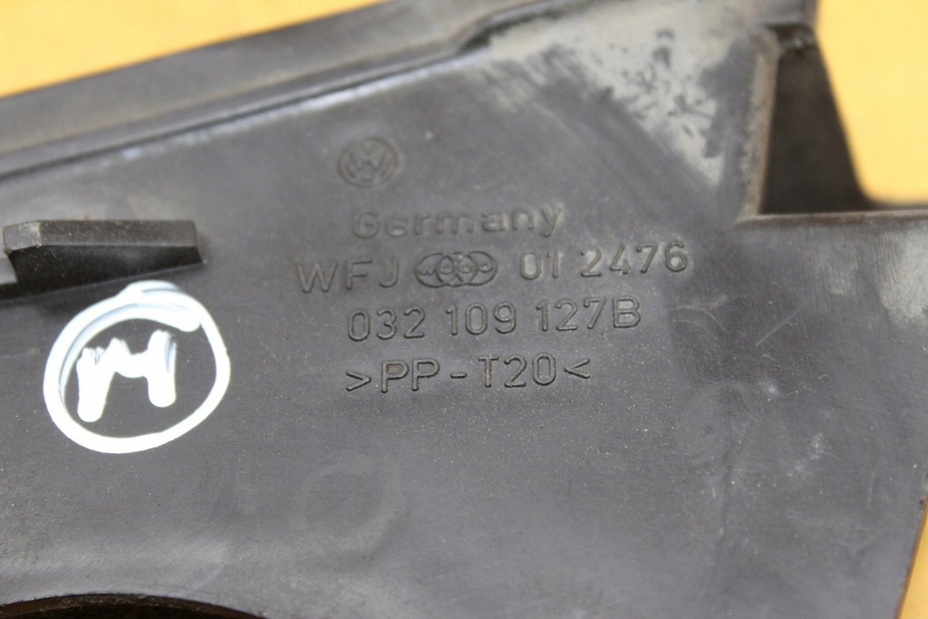 фото №6, Корпус защита распределительного вала ibiza 1.6b 032109127b