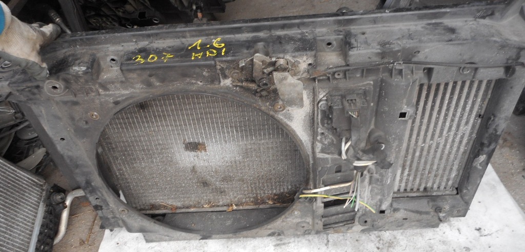 фото №1, Peugeot 307 1,6 hdi радиатор wody интеркулер kpl