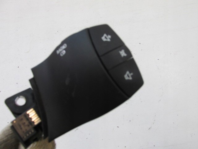 фото №2, Керування радіо renault koleos