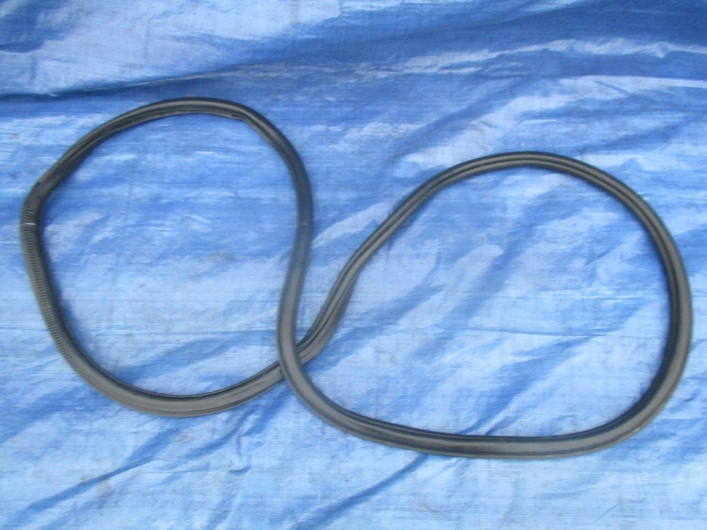 фото №1, Vw passat b7 usa прокладка дверь правый перед