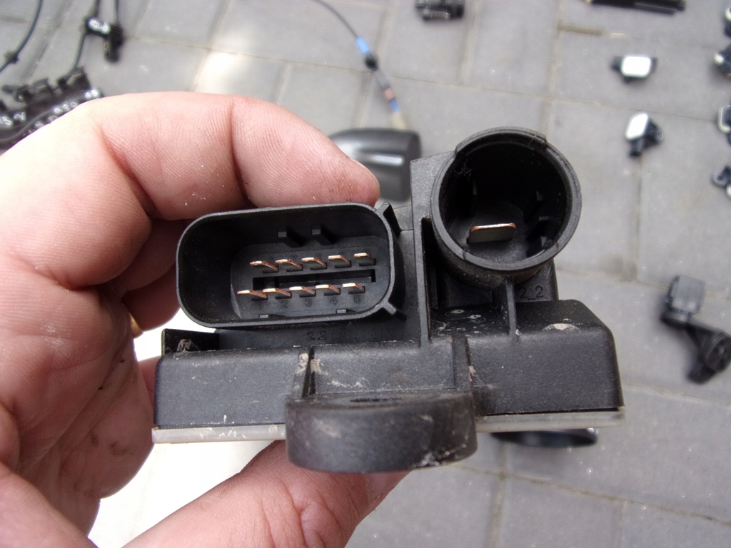 фото №3, Infiniti q30 1.5 dci модуль свеча a6519002203