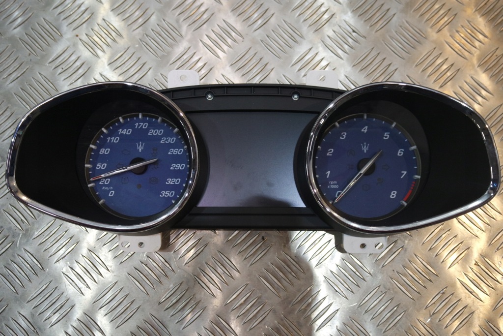 Купити Лічильник maserati quattroporte gts m156 670106140
