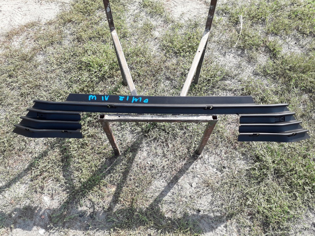 фото №1, Решётка бампера środkoa зимняя renault megane iv