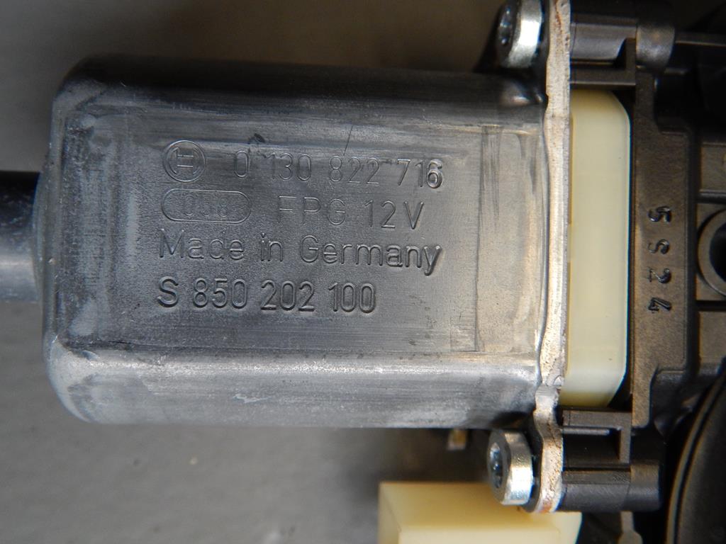 фото №4, Audi a3 s3 8v механизм стекло левый 8v3837461a